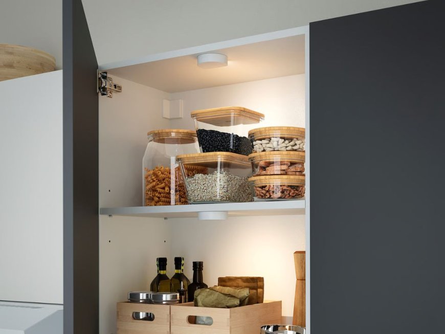 衣柜找衣服不再摸黑：宜家推出 Gömpyssling 自动感应灯