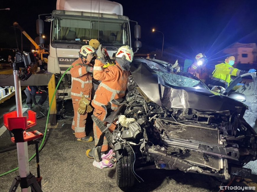 北上做生意遇死劫！國3香山聯結車釀連環撞　5口困壓縮車體岳母亡