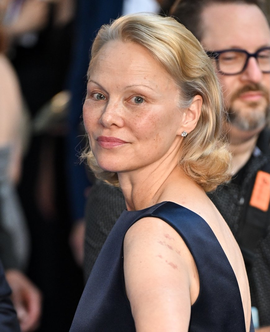 Pamela Anderson Thought Nobody Would 'Notice' Her Makeup-Free Looks