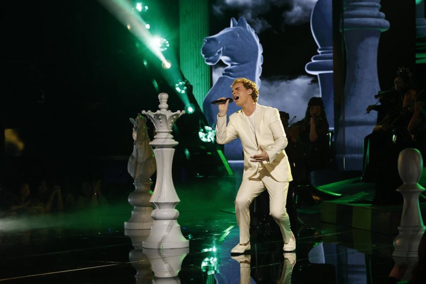 Niall Horan Says He Sees Himself in 'The Voice' Finalist Aiden Ross