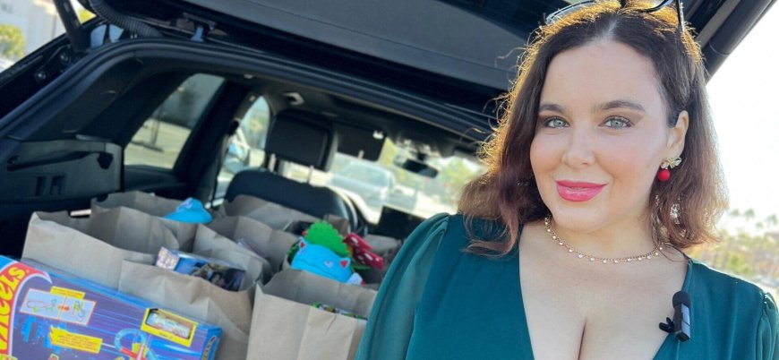 Adult Star Natasha Uses Her Success To Give Back, Drops Over $1K At Walmart
