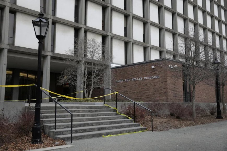 警方锁定布朗大学枪击关注对象 或与教授枪杀案有关联