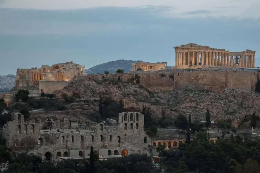 希腊旅游业今年或又刷新年度纪录