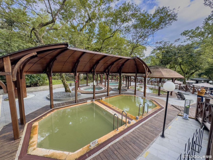 開箱花蓮森林系新飯店！山林中泡湯、走步道　夜晚享免費宵夜