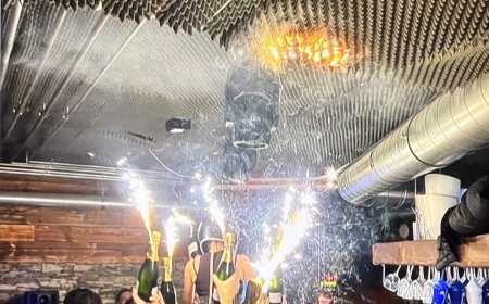 瑞士酒吧火灾原因初定为烟花棒引燃 至少40人丧生多人重伤