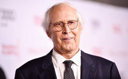 Chevy Chase Says His Mom Physically Abused Him: She Woke Him Up ‘Slapping’ Him and Locked Him in a Cellar