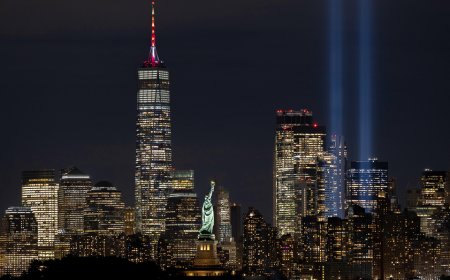 Hochul orders NY landmarks, including One World Trade Center, lit green for Muslim American Heritage Month