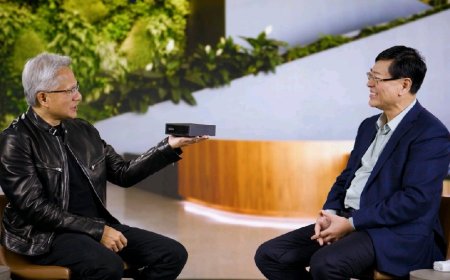 杨元庆对谈黄仁勋：联想与英伟达将在 CES 2026 发布重磅合作