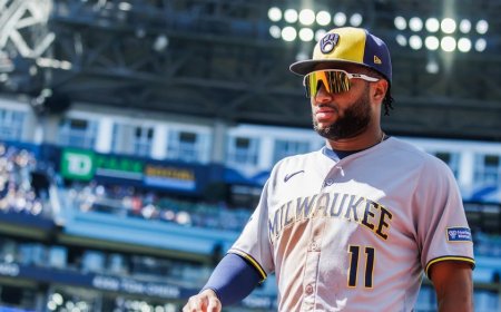 MLB team unaware of status of players currently in Venezuela amid US military strikes