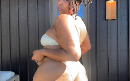 Lizzo Shares Her Wild New Year's Resolution in a Booty-Baring Bikini