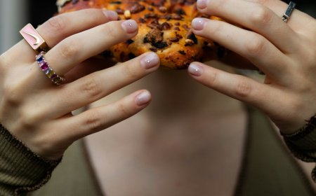 你是真餓還是情緒餓？營養師教你防止情緒暴食5招