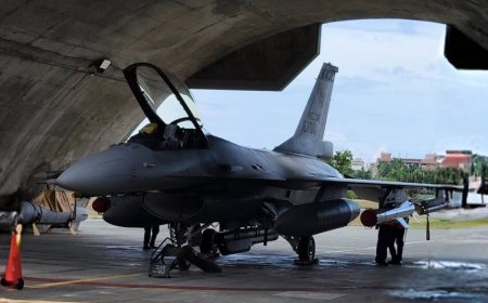 6700號F-16V戰機夜航訓練失事　過往英姿曝光
