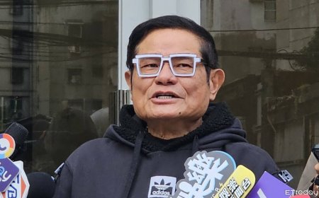 許效舜現身曹西平靈堂！　哽咽哀悼「憶37年交情」：祢不會走掉的