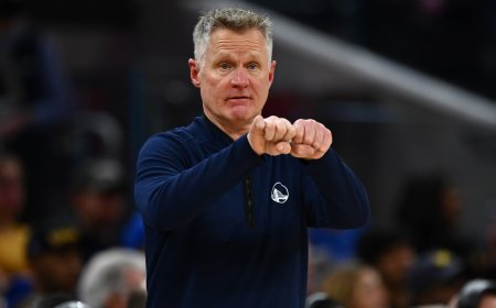 Steve Kerr mimics ostrich to fix Warriors’ turnover woes