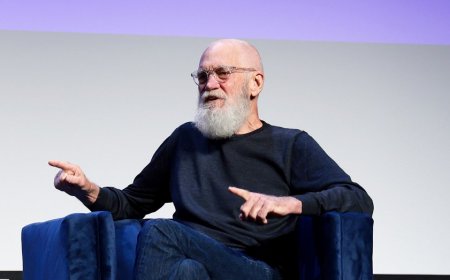 David Letterman blasts CBS News as 'wreck' run by 'idiots' who trampled network's integrity