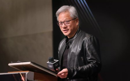 黄仁勋：围绕人工智能的“末日论”正在伤害社会