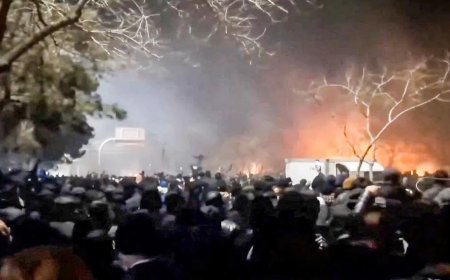 伊朗多地骚乱导致大量人员伤亡