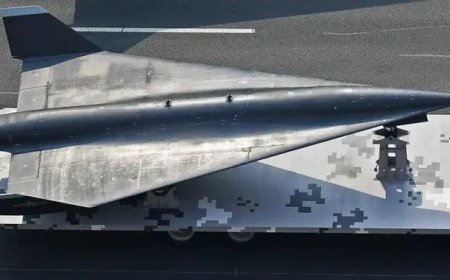 如何击沉美国航母？央视高调披露，先让无侦-8“锁定抓拍”