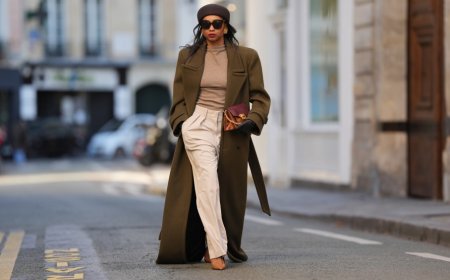 If You Love Stretchy Leggings, These Flattering Trousers Will Feel Like a Dream
