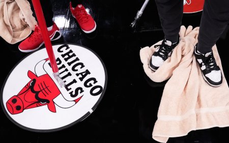 Heat-Bulls game at United Center postponed due to condensation on court