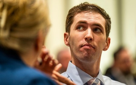 Tyler Robinson prosecutors say Charlie Kirk shooting texts show confusion, not bias, to rebut conflict claim