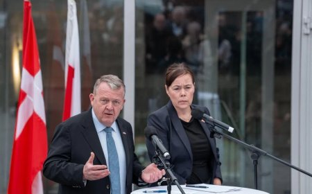 特朗普在三方会谈后重申 美国需要得到格陵兰岛