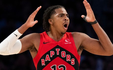 Raptors’ Collin Murray-Boyles exits with thumb contusion vs. Lakers