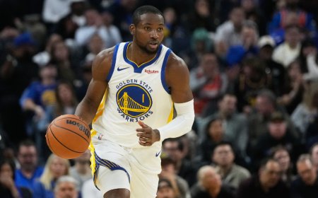 Warriors coach Steve Kerr chatted with Jonathan Kuminga about his uncertain situation