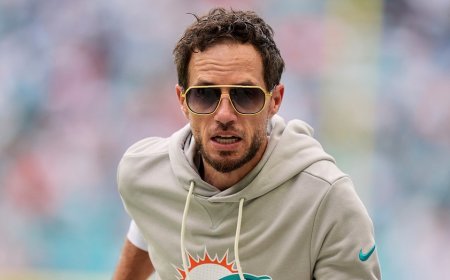 Mike McDaniel expected to join Chargers as offensive coordinator 'barring a change of heart:' report