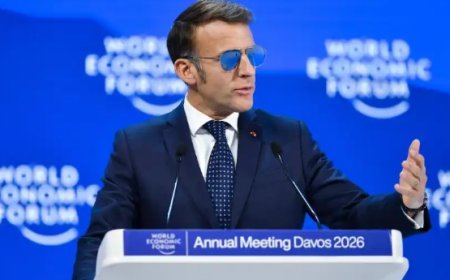 马克龙同款飞行员太阳镜受网友热捧 网店因访问量激增无法访问