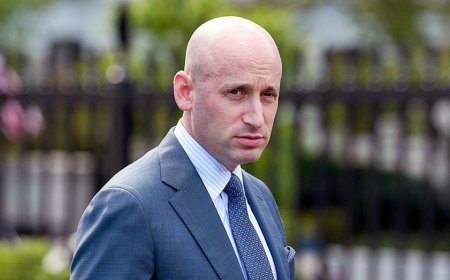 Stephen Miller accuses Democrats of siding with 'terrorists' after Minneapolis Border Patrol-involved shooting