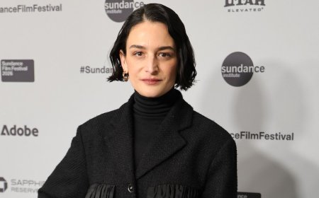 Jenny Slate Reveals What 'Upped My Confidence' After 'It Ends With Us' Drama