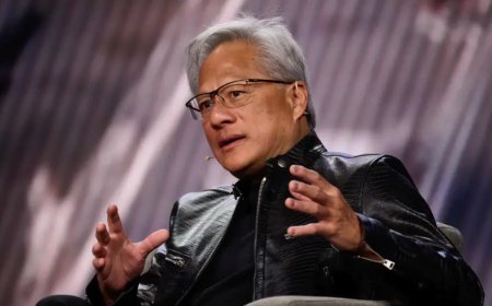 执掌英伟达30余年 黄仁勋缺乏明显接班人引发“关键人风险”