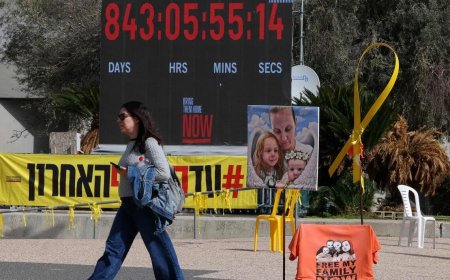 历经844天 以色列人质广场时钟停止计时