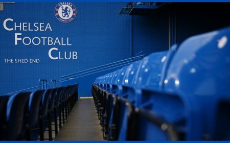 Chelsea linked with brand new centre back name ahead of transfer deadline