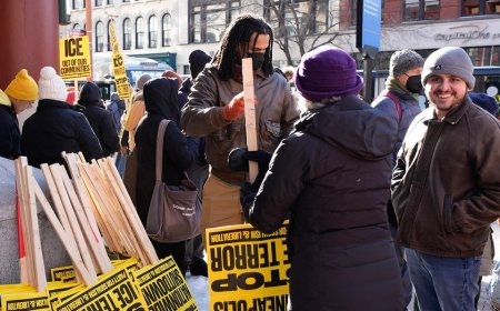 WATCH: Hardcore socialist groups stage-manage anti-ICE protest in Washington