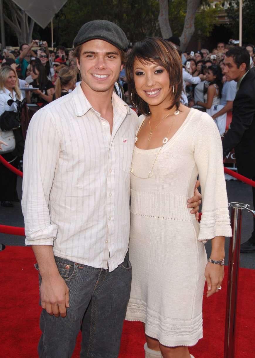 Matthew Lawrence Addresses Growing a ‘Thick Skin’ Amid Cheryl Burke Divorce 