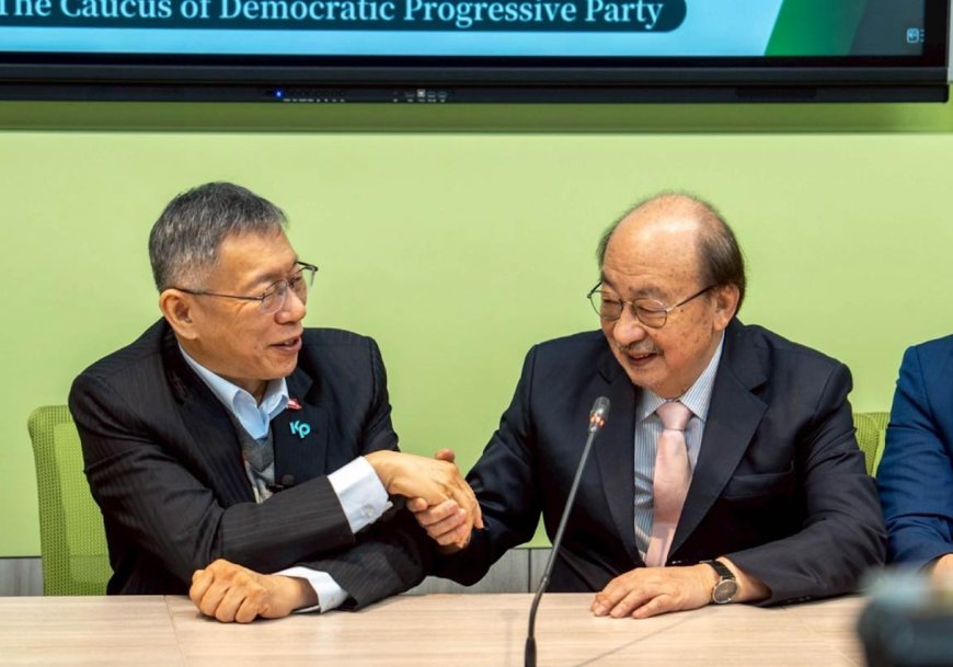 今簽立委辭職書   黃國昌指有民進黨立委示意柯文哲「小心黃和你一樣」