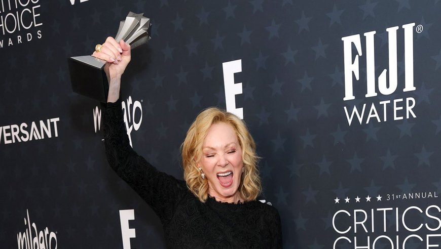 Jean Smart, Miley Cyrus, Kylie Jenner and More!