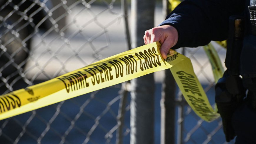 NJ Police Find 3 Bodies After Shooting Machete-Wielding Man Outside of Home