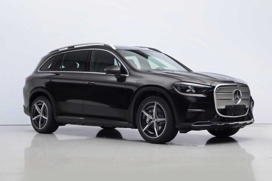 保留实体盾牌格栅 国产奔驰CLC纯电实车亮相