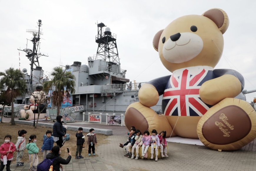 首座「泰迪熊海上樂園」在台南　登軍艦看熊熊駕駛艙、艦長甲板
