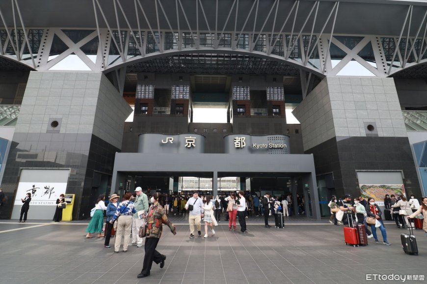 行李「貼Taiwan」京都擋電梯被罵失格　作家揭日本人真正地雷