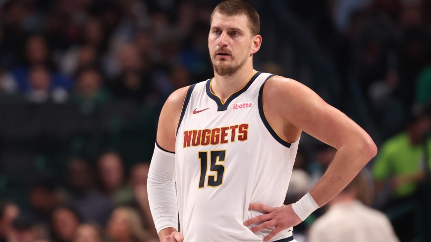Report: Nuggets’ Jokic resuming on-court workouts in rehab from knee injury