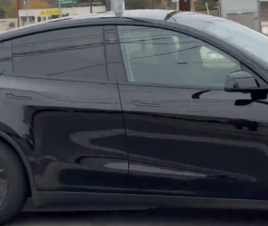 特斯拉在奥斯汀启动无安全员自动驾驶出租车服务