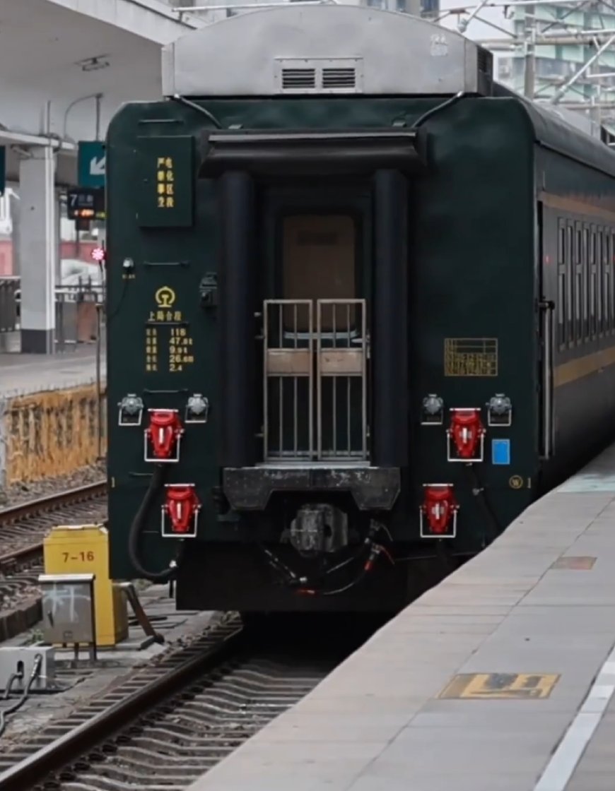 最后一班普速列车发出 百年广州站告别绿皮车 全面迈入高铁时代