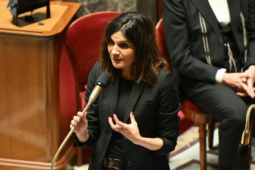 法国防长：军事干预伊朗非法国首选方案