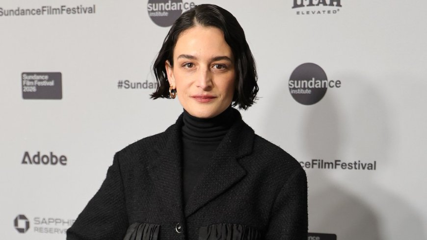 Jenny Slate Reveals What 'Upped My Confidence' After 'It Ends With Us' Drama