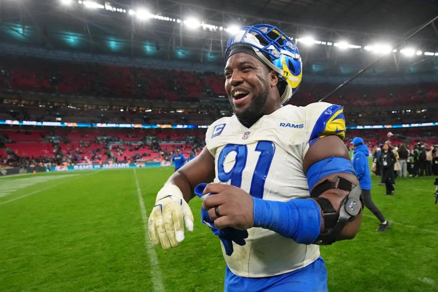 Rams stud DL exits early vs. Seahawks due to cramps