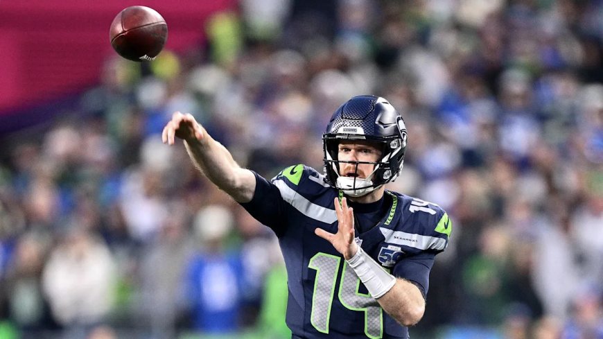 After muffed punt, Seahawks score TD to take 24-13 lead